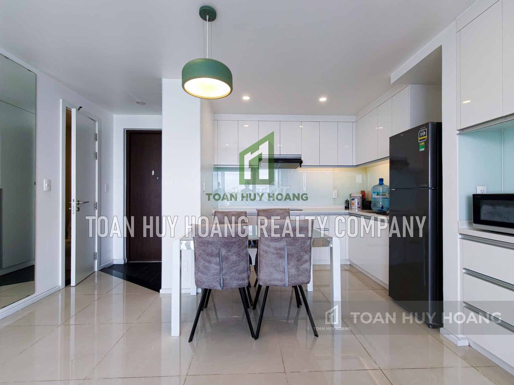 Квартира, 2 спальни · 65 м² 4