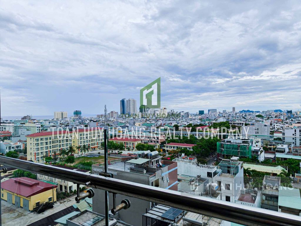 Квартира, 2 спальни · 65 м² 9