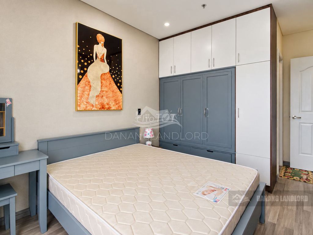 Квартира, 2 спальни · 80 м² 2