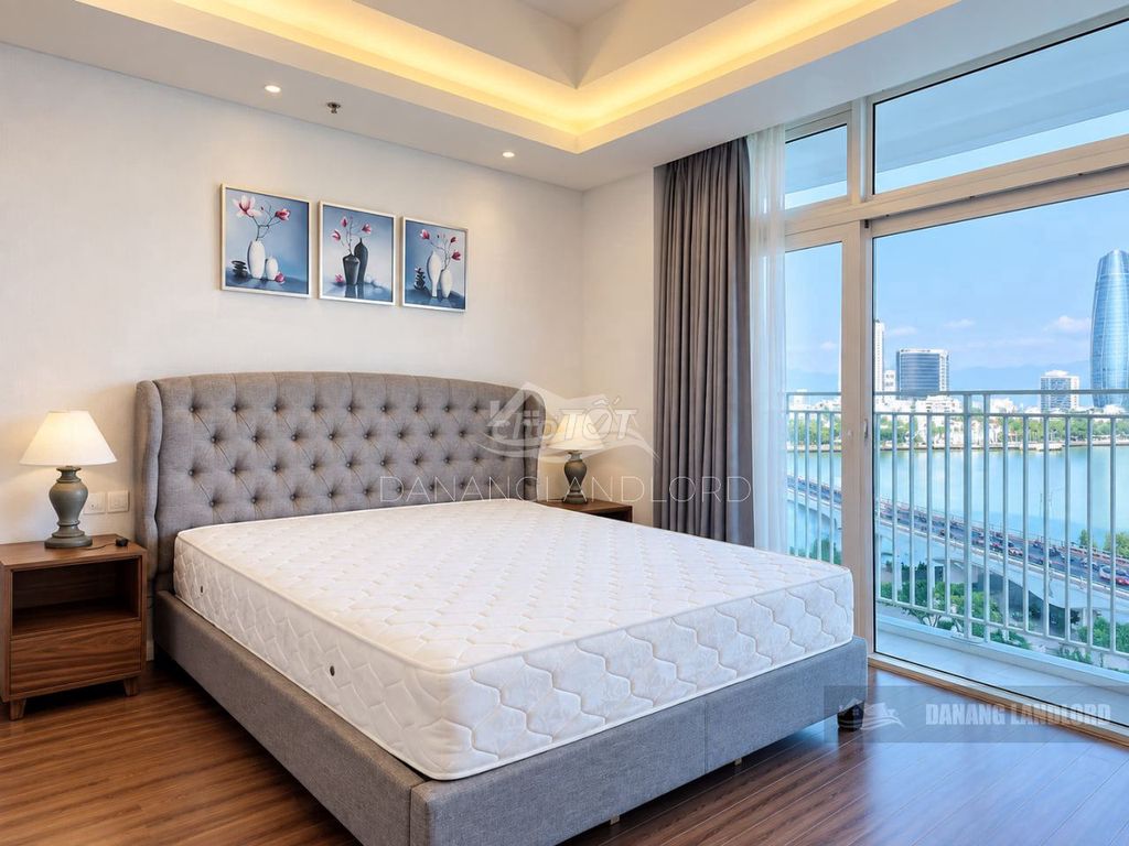 Квартира, 2 спальни · 104 м² 9