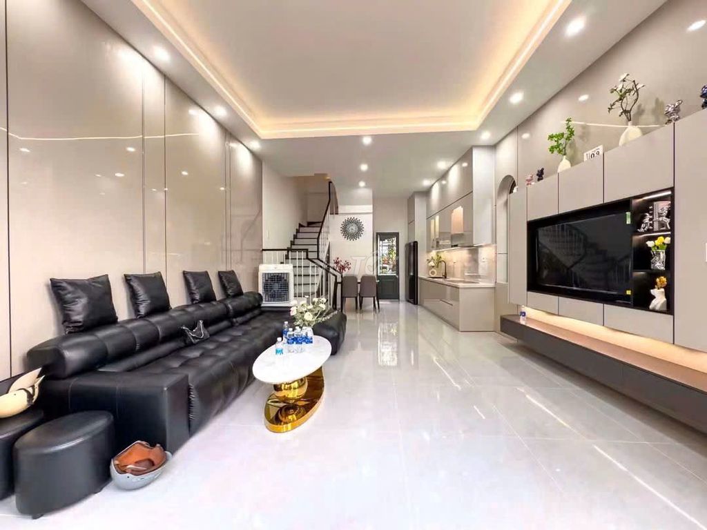 Дом, 3 спальни · 60 м² 3