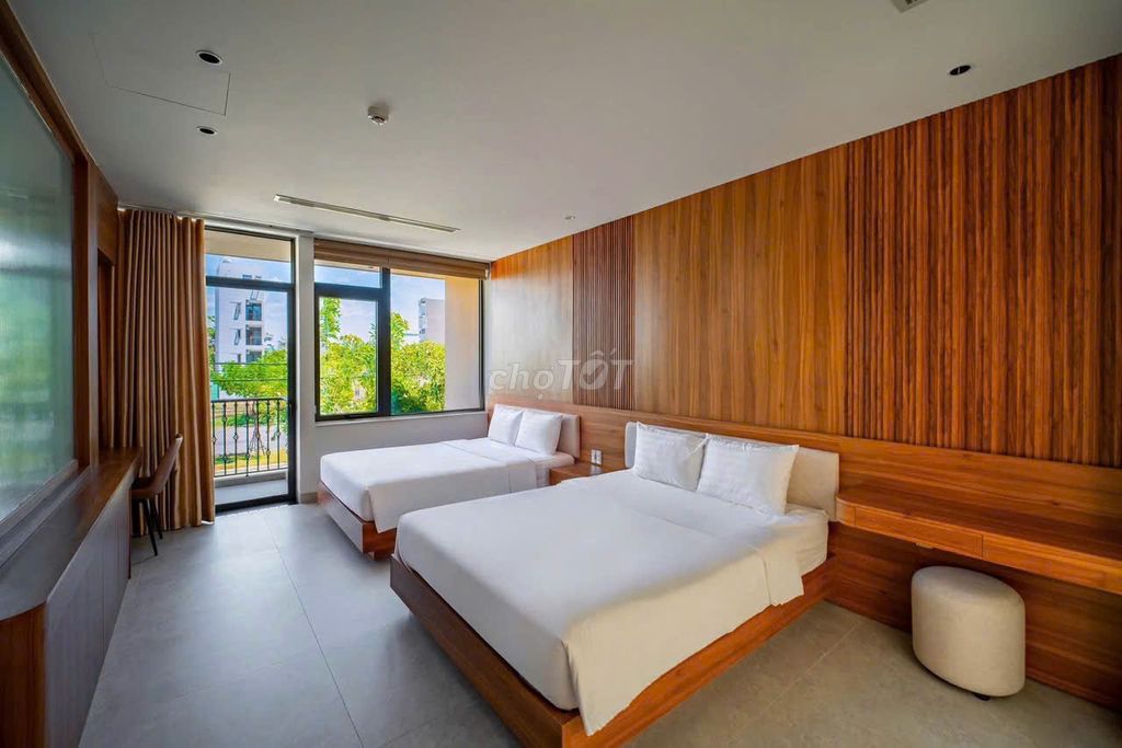 Дом, 6 спален · 250 м² 3