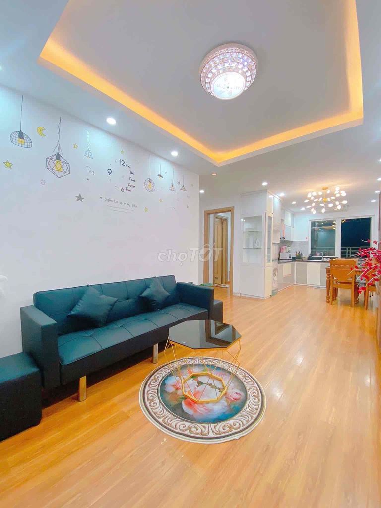 Квартира, 2 спальни · 65 м² 2