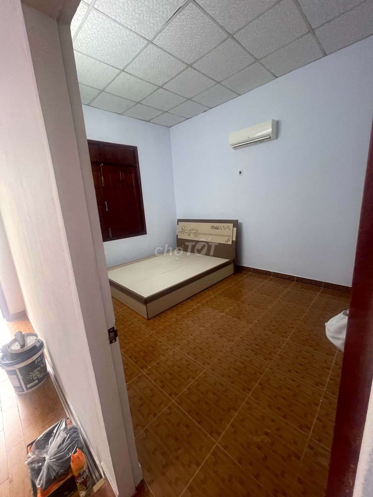 Дом, 1 спальня · 130 м² 5