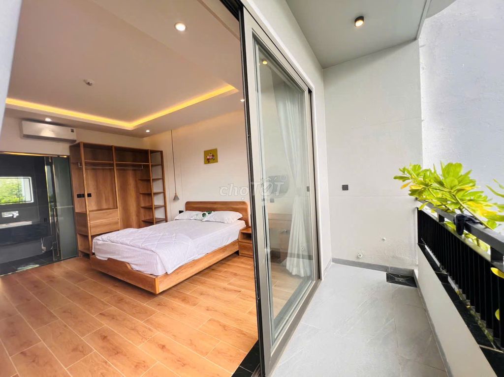 Дом, 6 спален · 200 м² 5