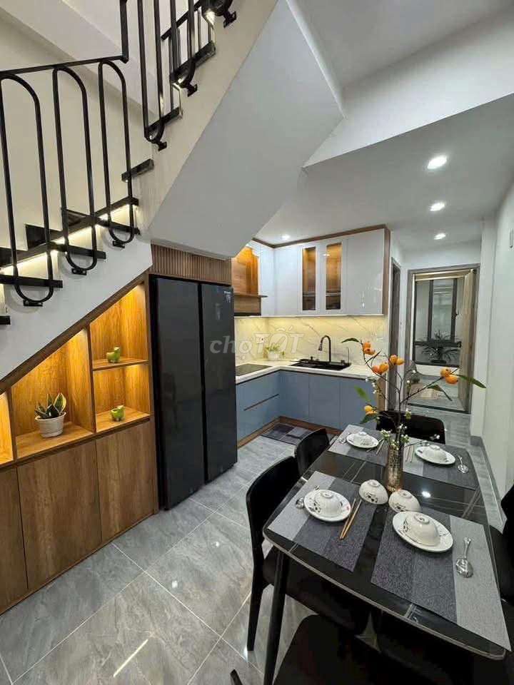 Дом, 3 спальни · 60 м² 3