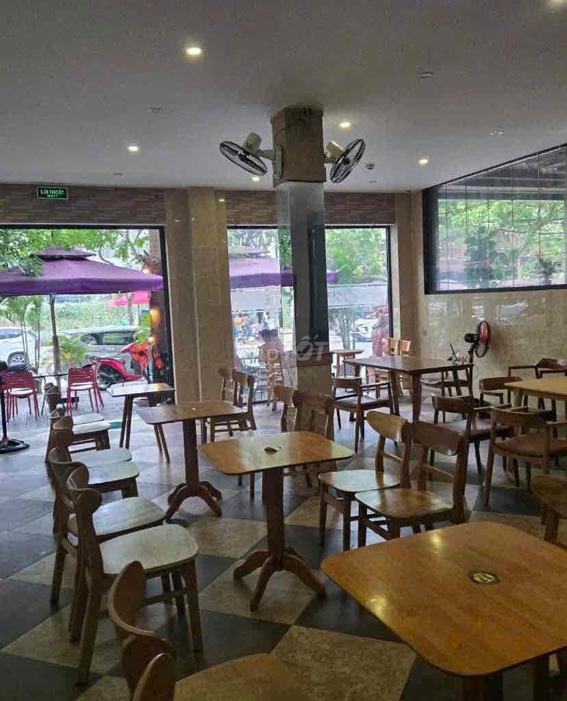 Дом, 1 спальня · 250 м² 3