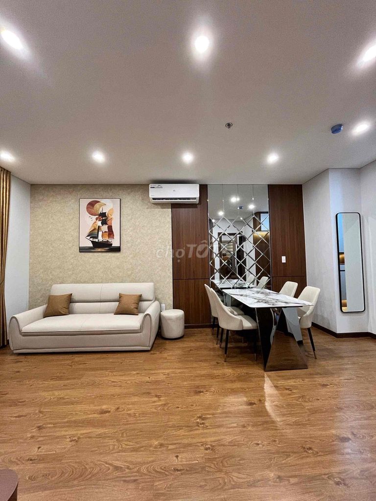 Квартира, 2 спальни · 67 м² 3