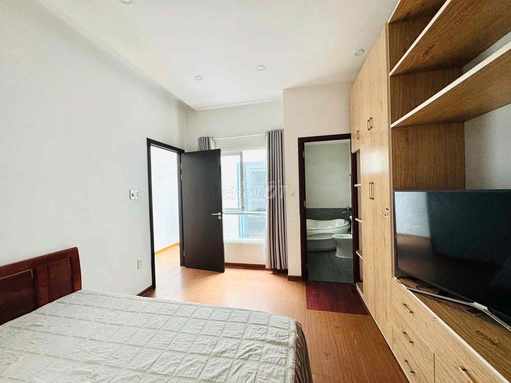 Дом, 5 спален · 100 м² 4