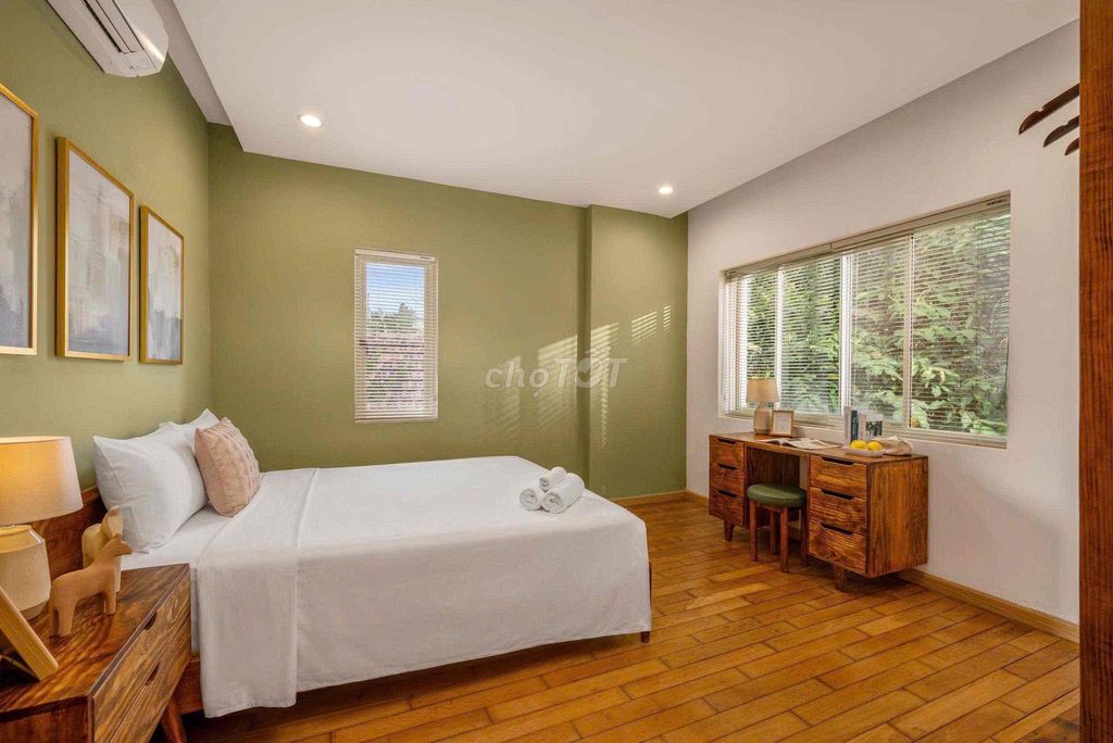 Дом, 4 спальни · 250 м² 6