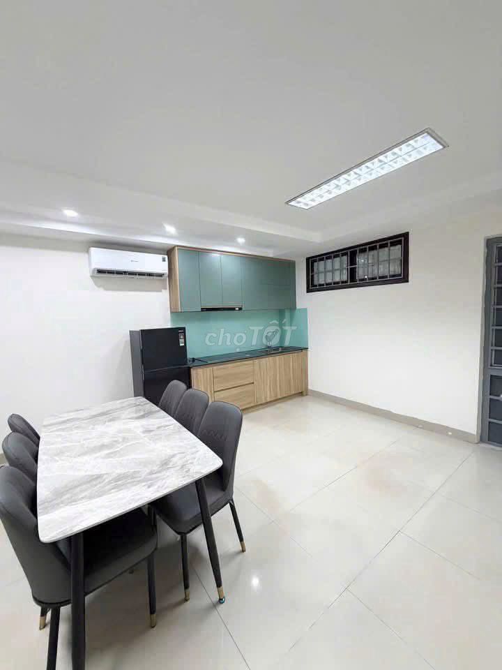 Дом, 5 спален · 92 м²