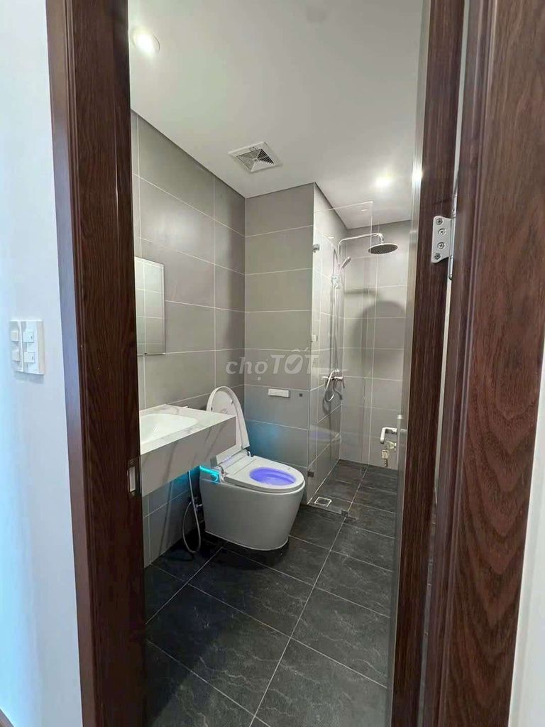 Квартира, 2 спальни · 64 м²