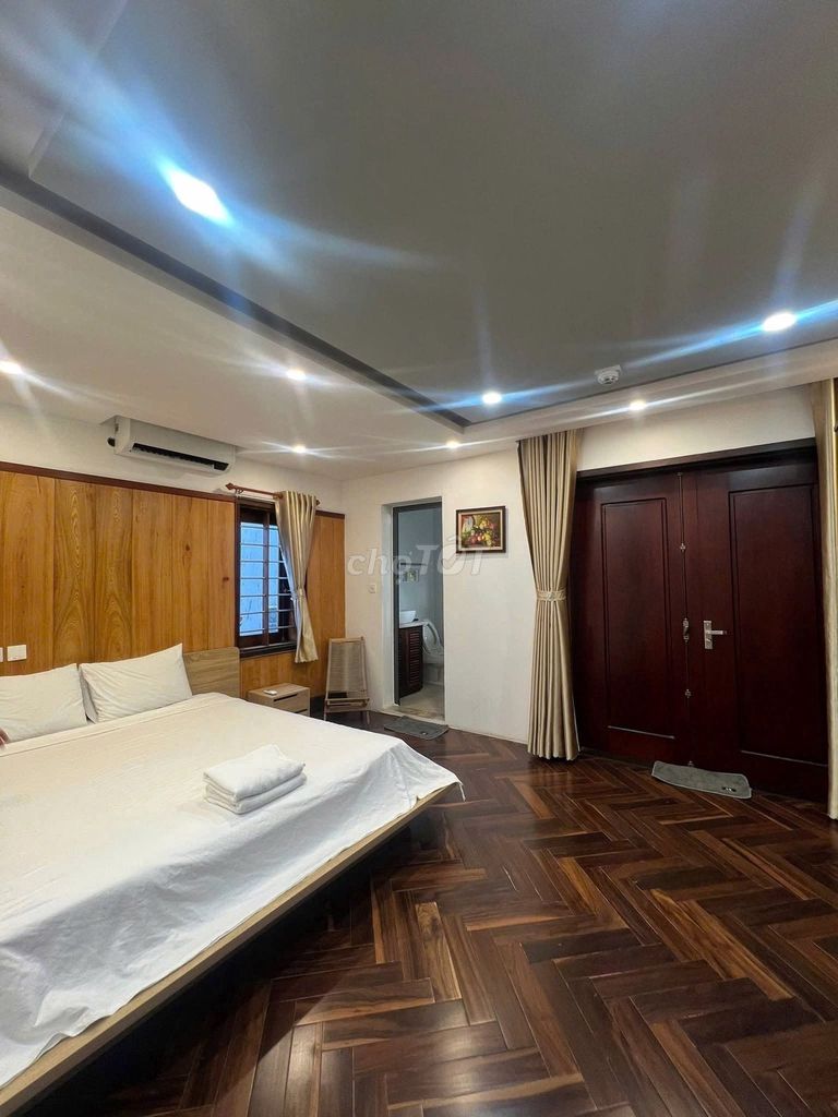 Дом, 7 спален · 300 м² 9