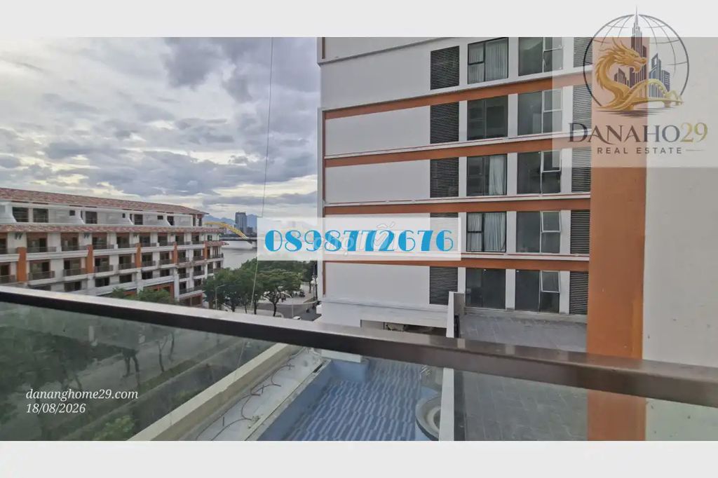 Квартира, 2 спальни · 79 м² 8