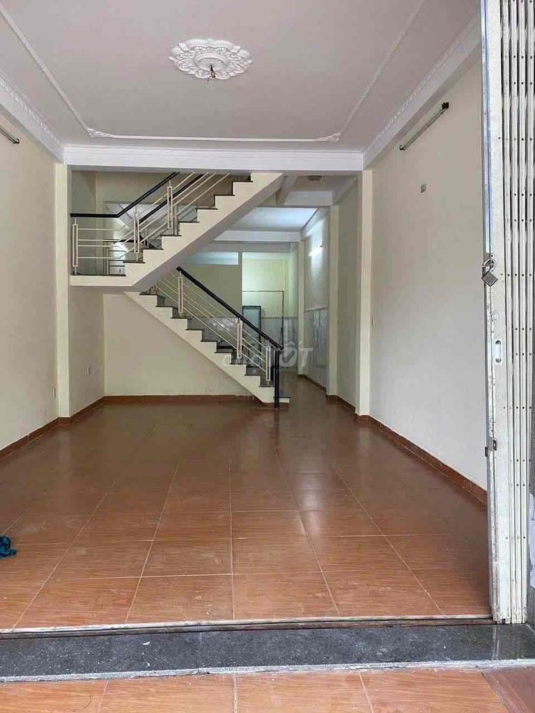 Дом, 2 спальни · 80 м² 4