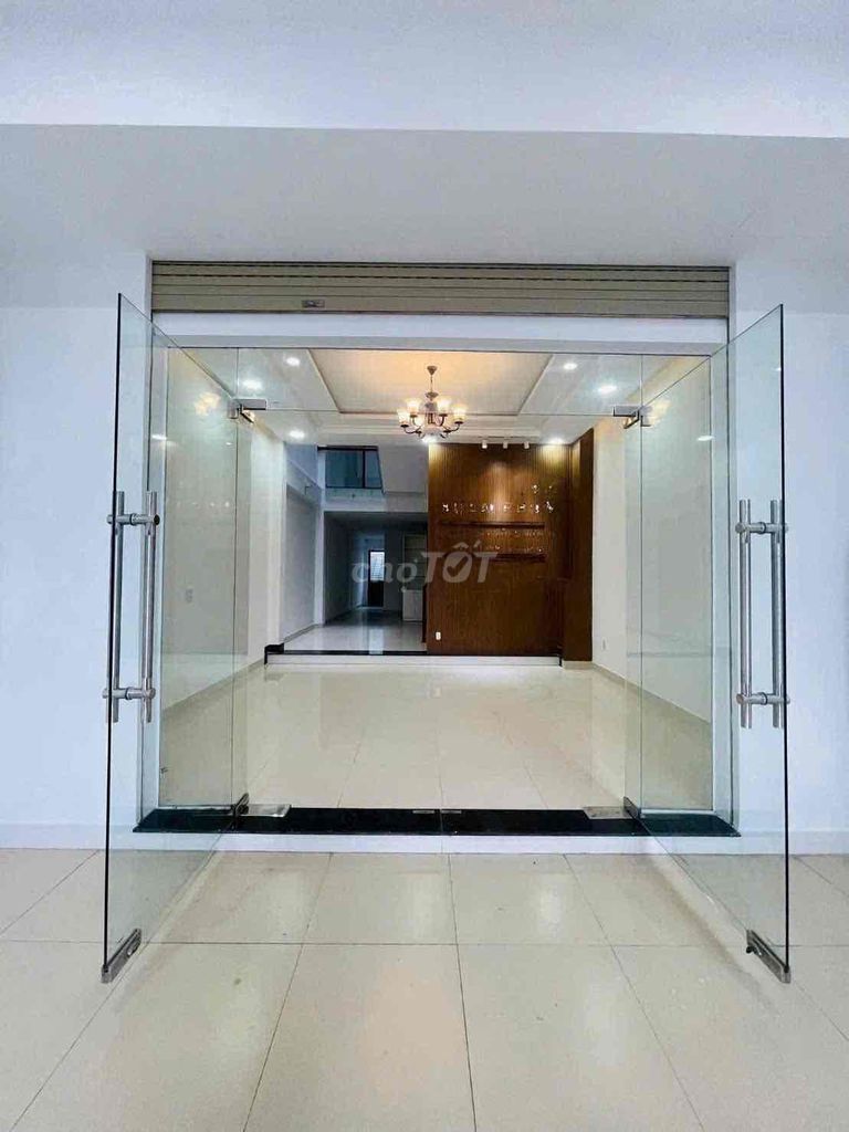 Дом, 4 спальни · 100 м² 2