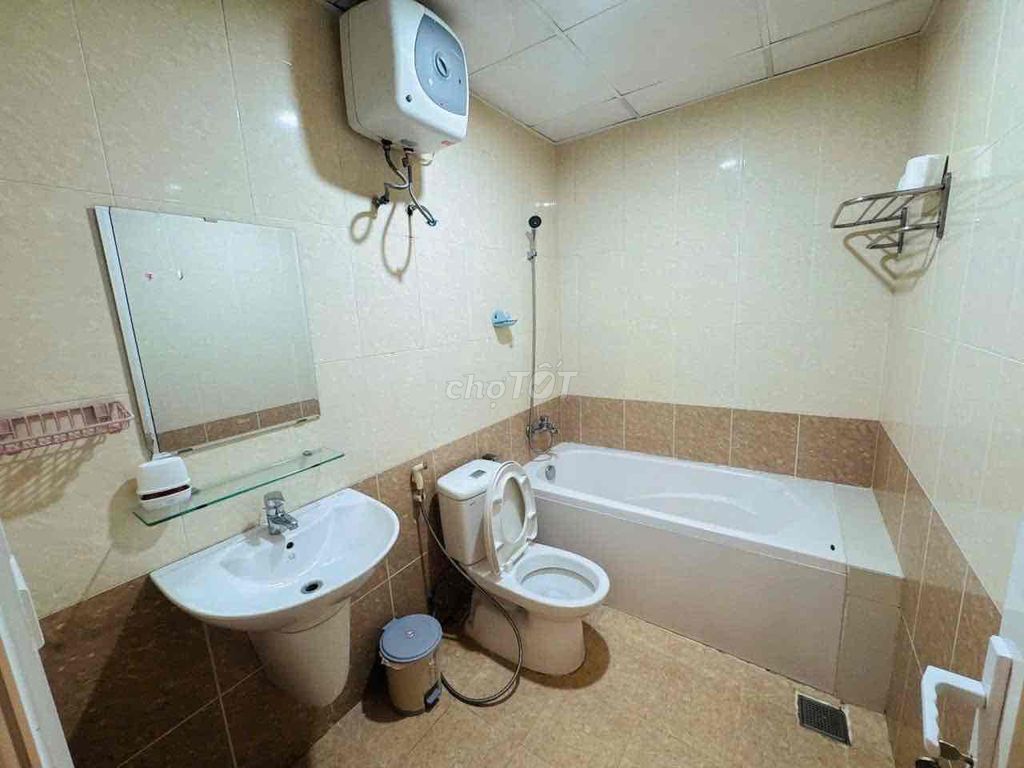 Квартира, 2 спальни · 82 м² 4