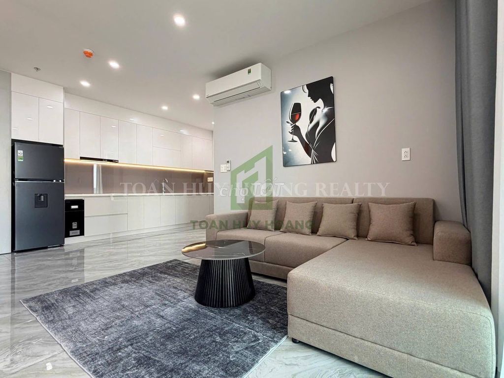 Квартира, 2 спальни · 70 м² 3