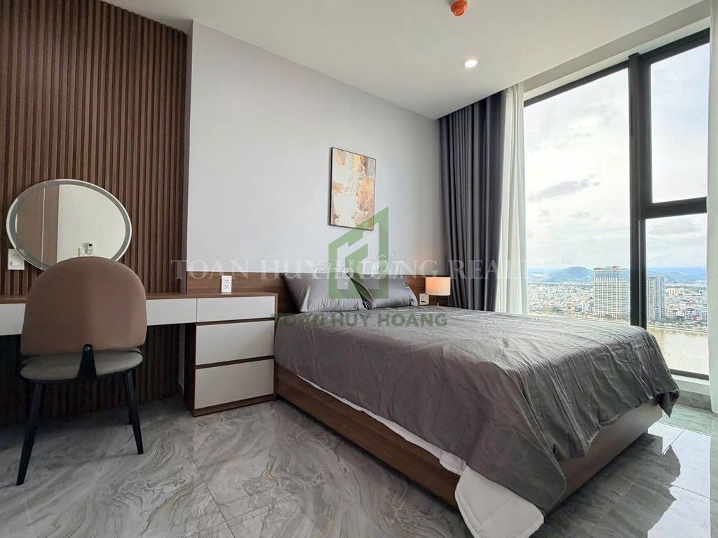 Квартира, 2 спальни · 70 м² 4