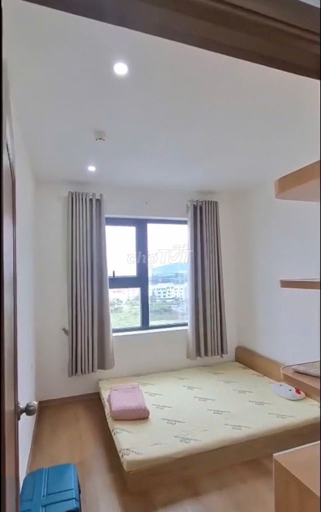 Квартира, 3 спальни · 70 м² 2