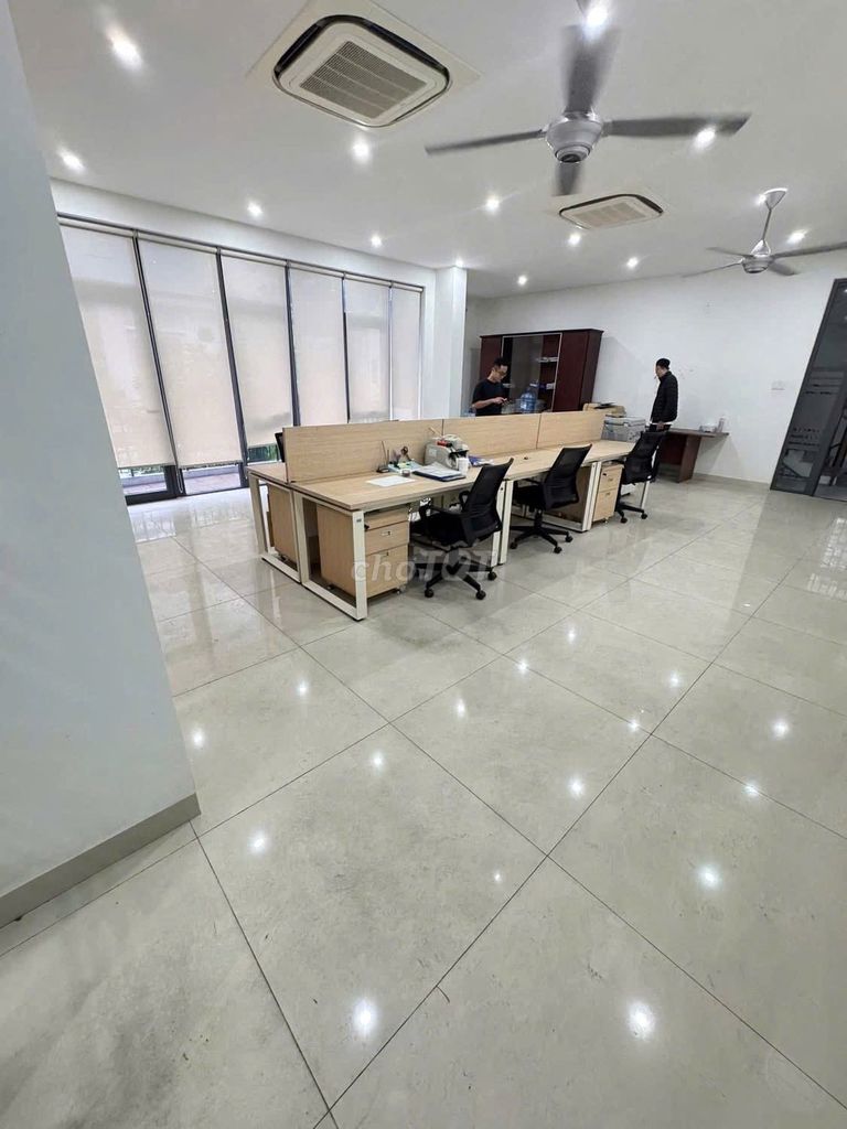 Дом, 4 спальни · 150 м² 4