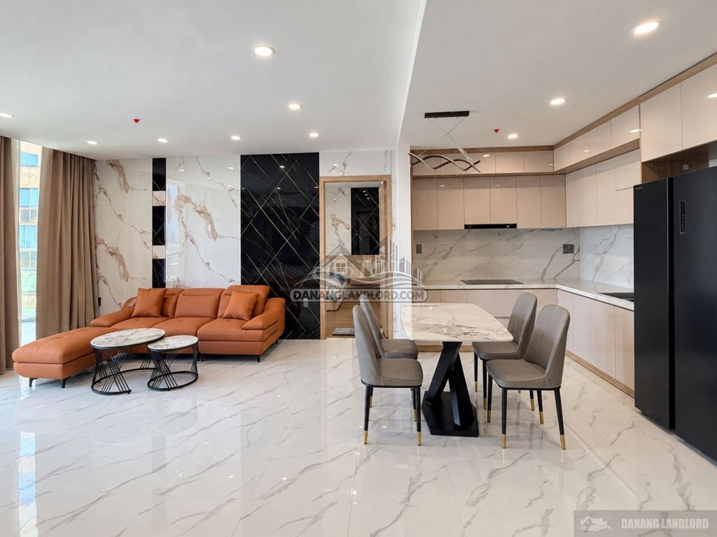 Квартира, 2 спальни · 114 м² 2