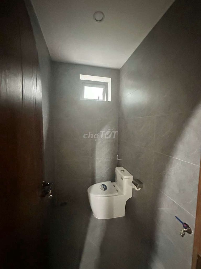 Дом, 6 спален · 100 м² 6