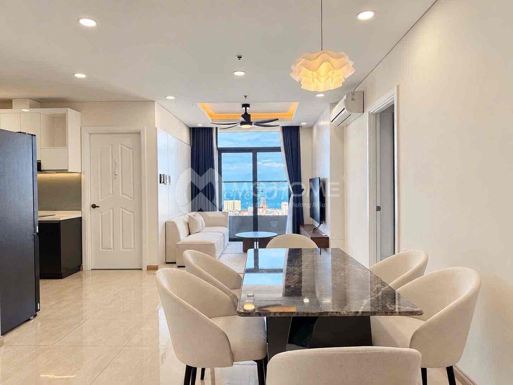 Квартира, 3 спальни · 100 м² 7