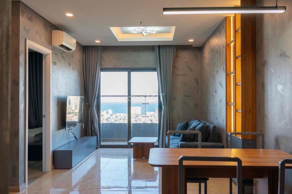Квартира, 2 спальни · 80 м² 2