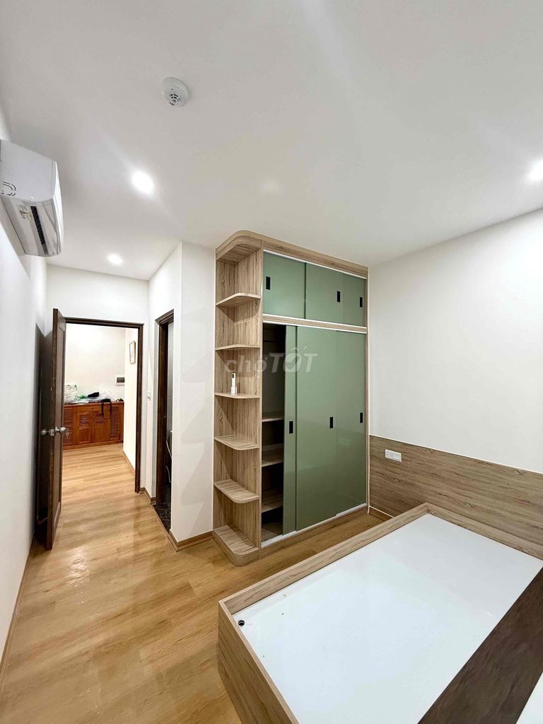 Квартира, 2 спальни · 75 м² 6