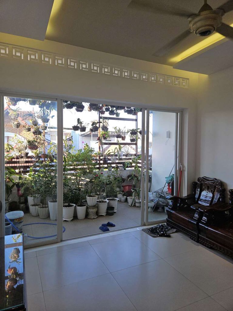 Дом, 5 спален · 72 м² 5