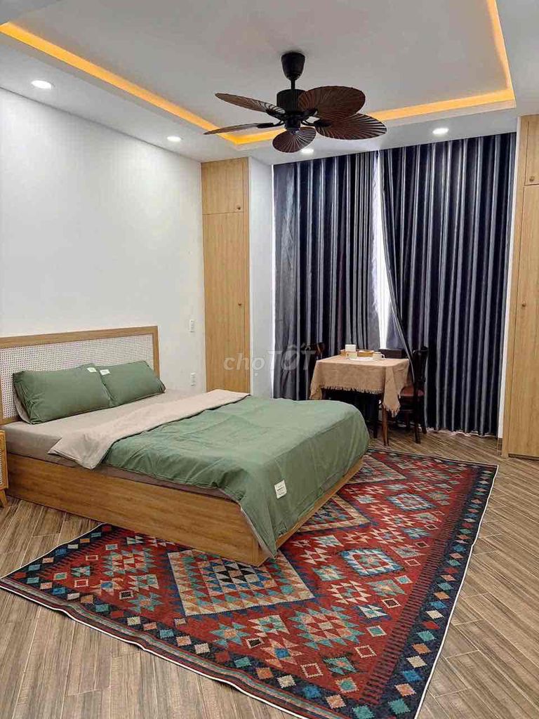 Квартира, 6 спален · 65 м² 3