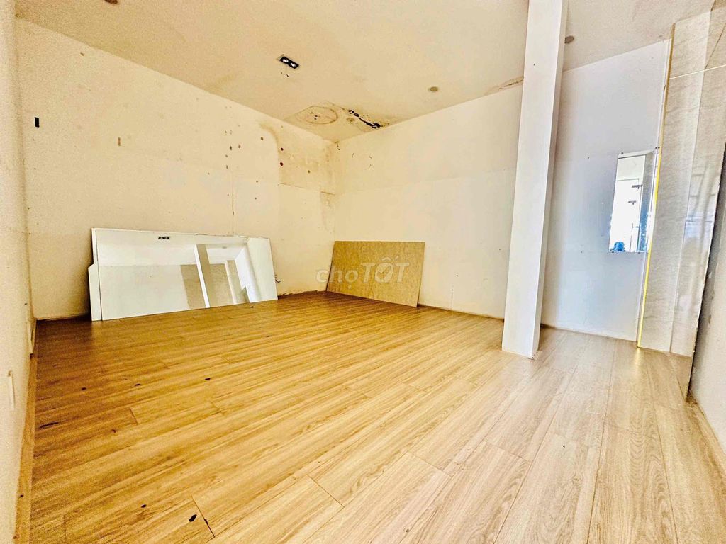 Дом, 3 спальни · 85 м² 2