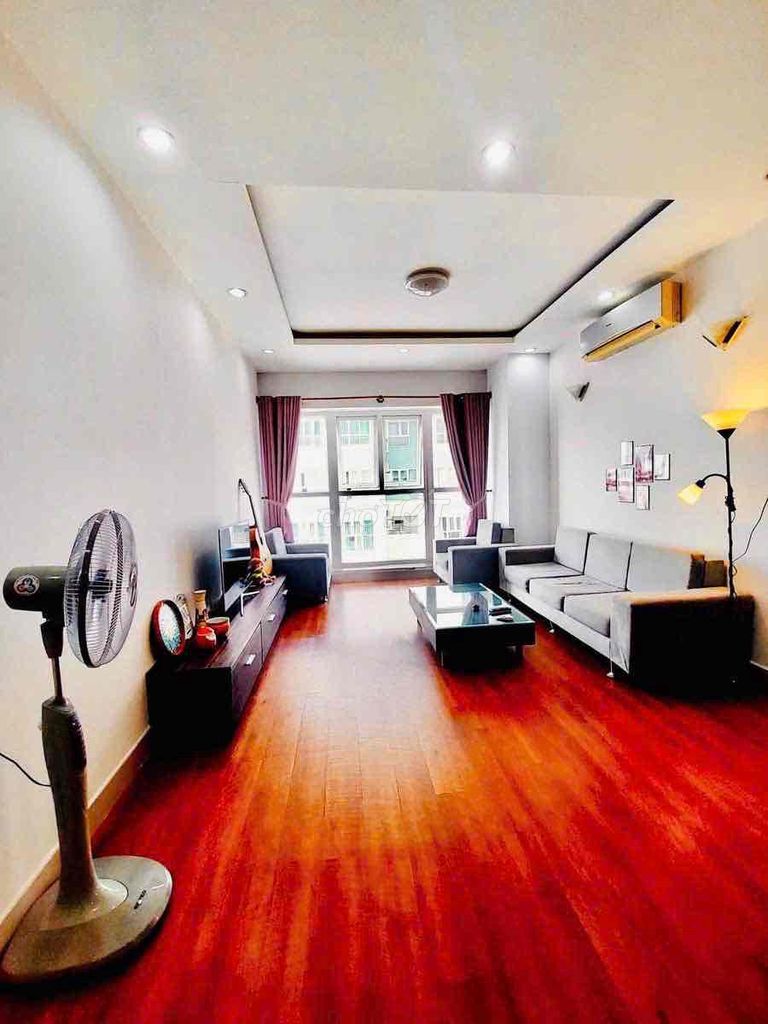 Квартира, 1 спальня · 70 м² 2