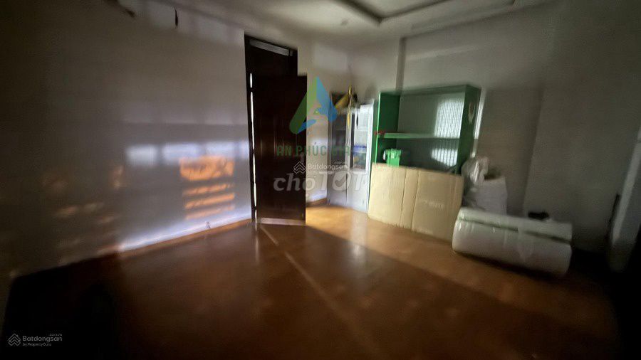 Дом, 3 спальни · 100 м² 4
