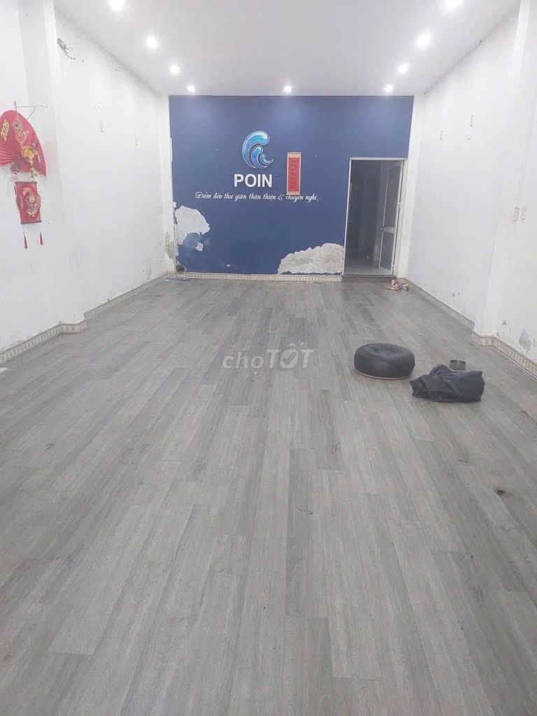 Дом, 5 спален · 280 м² 2