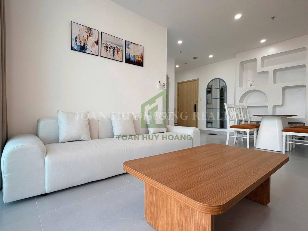 Квартира, 3 спальни · 90 м² 3
