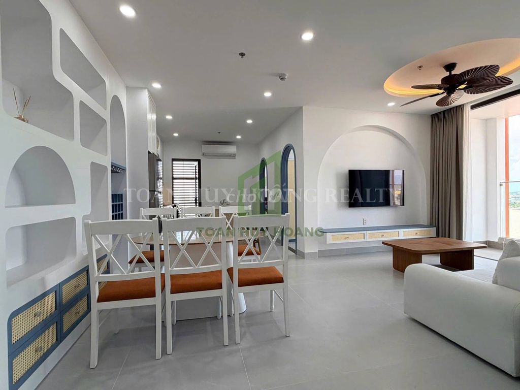 Квартира, 3 спальни · 90 м² 7