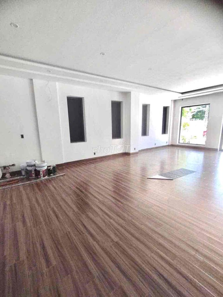 Дом, 1 спальня · 120 м² 2