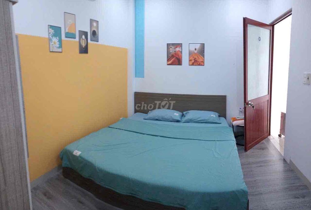 Дом, 8 спален · 110 м² 6