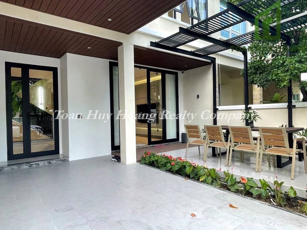 Дом, 4 спальни · 150 м² 3