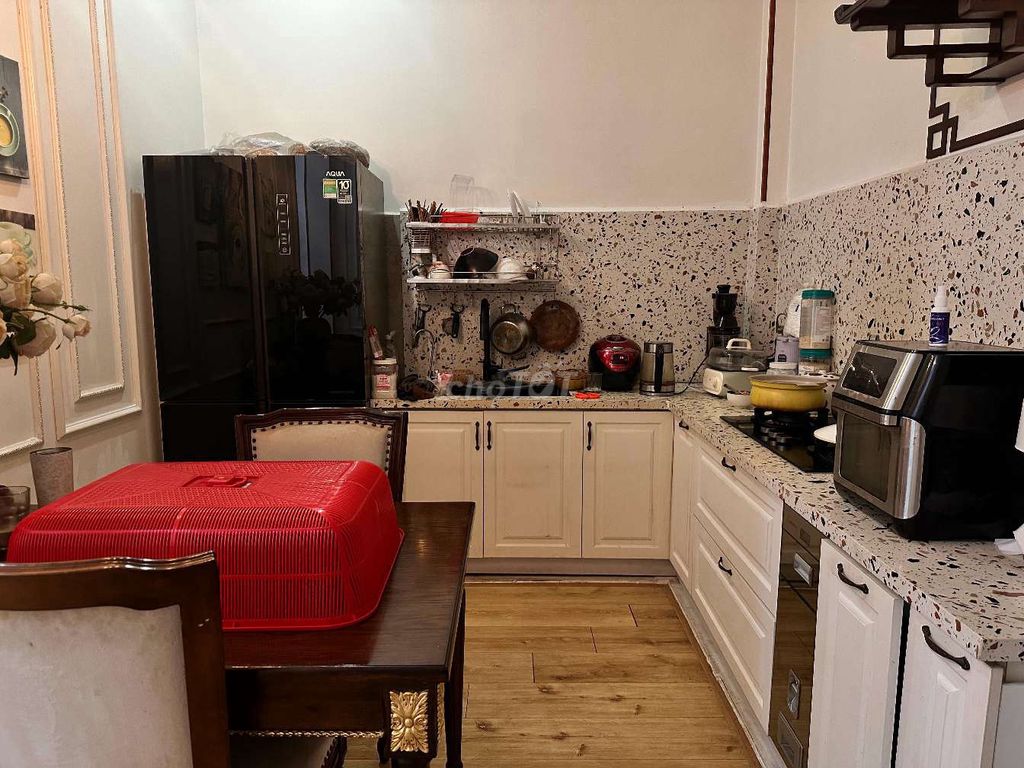 Дом, 3 спальни · 90 м² 4