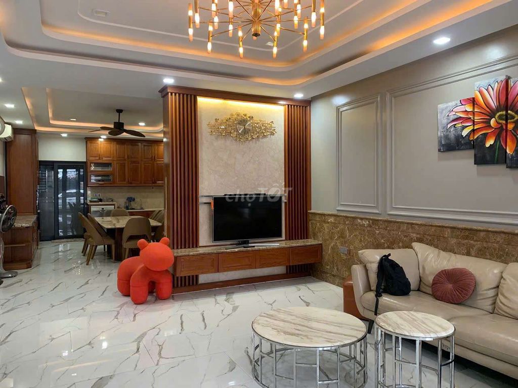 Дом, 4 спальни · 170 м² 5