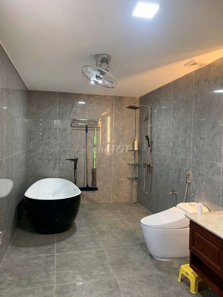 Дом, 4 спальни · 170 м² 7