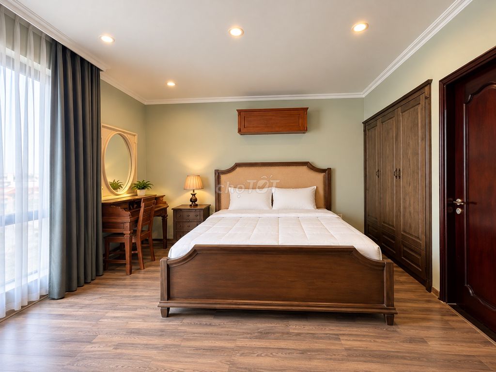Квартира, 10 спален · 140 м²