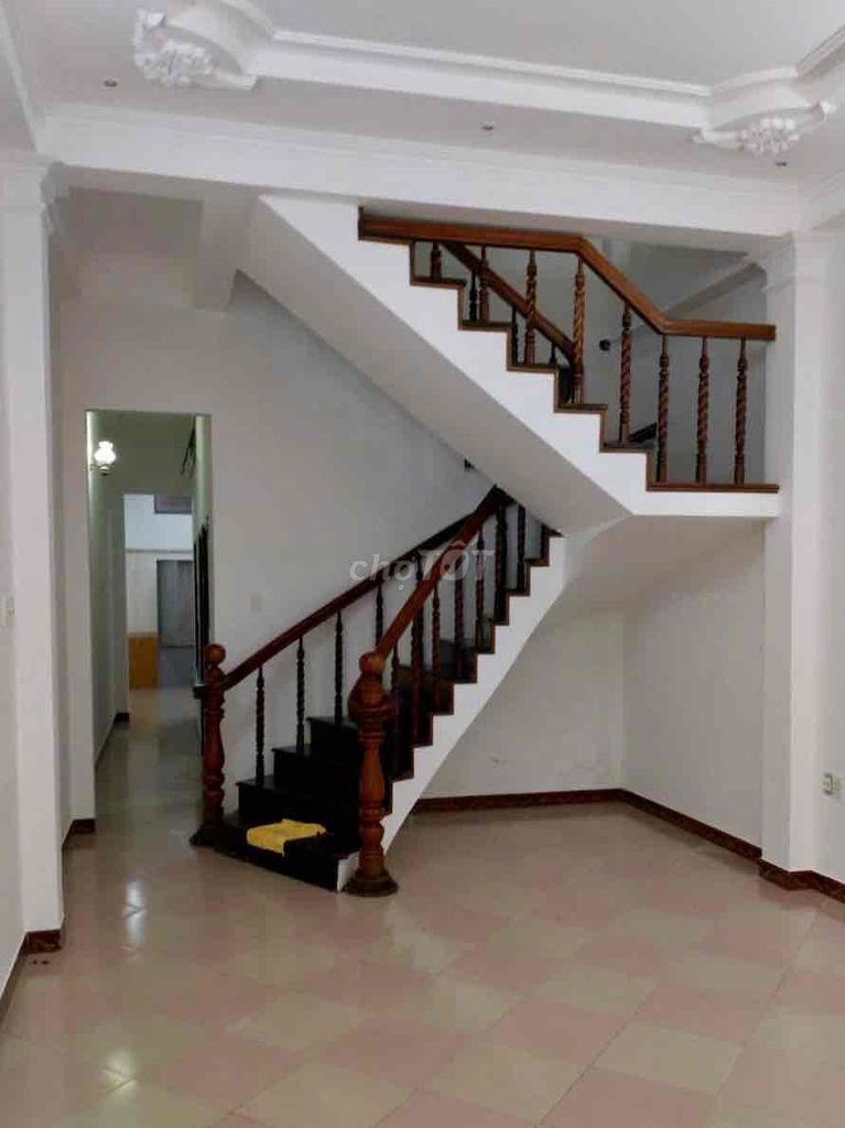Дом, 3 спальни · 80 м² 2
