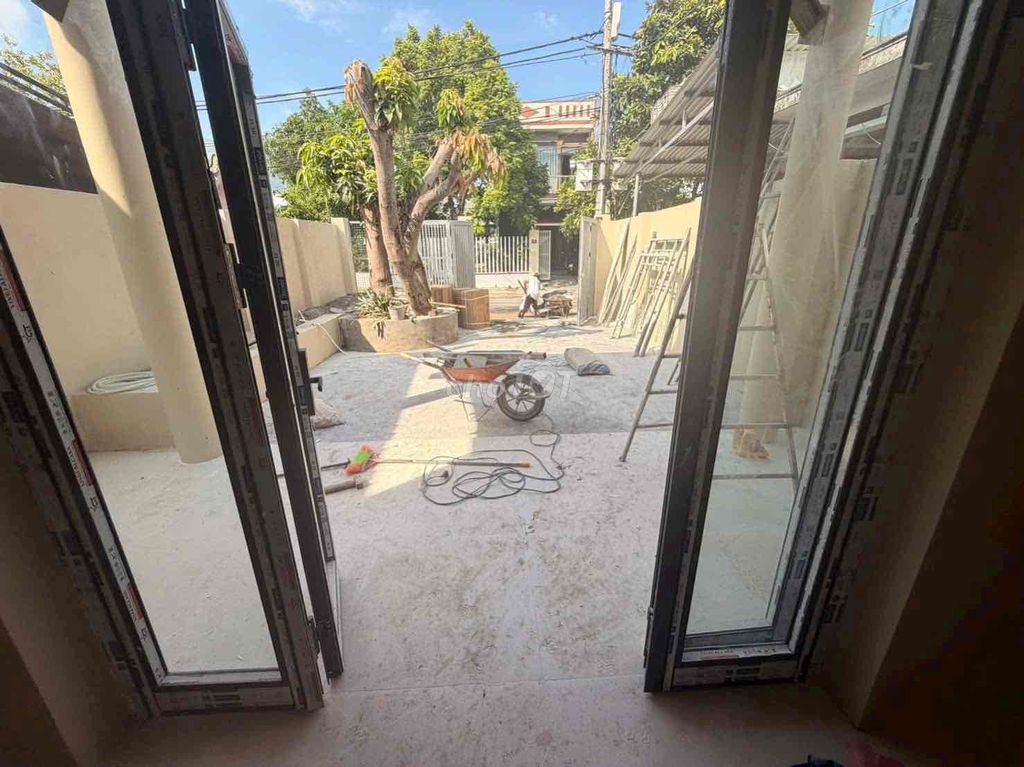 Дом, 3 спальни · 170 м² 3