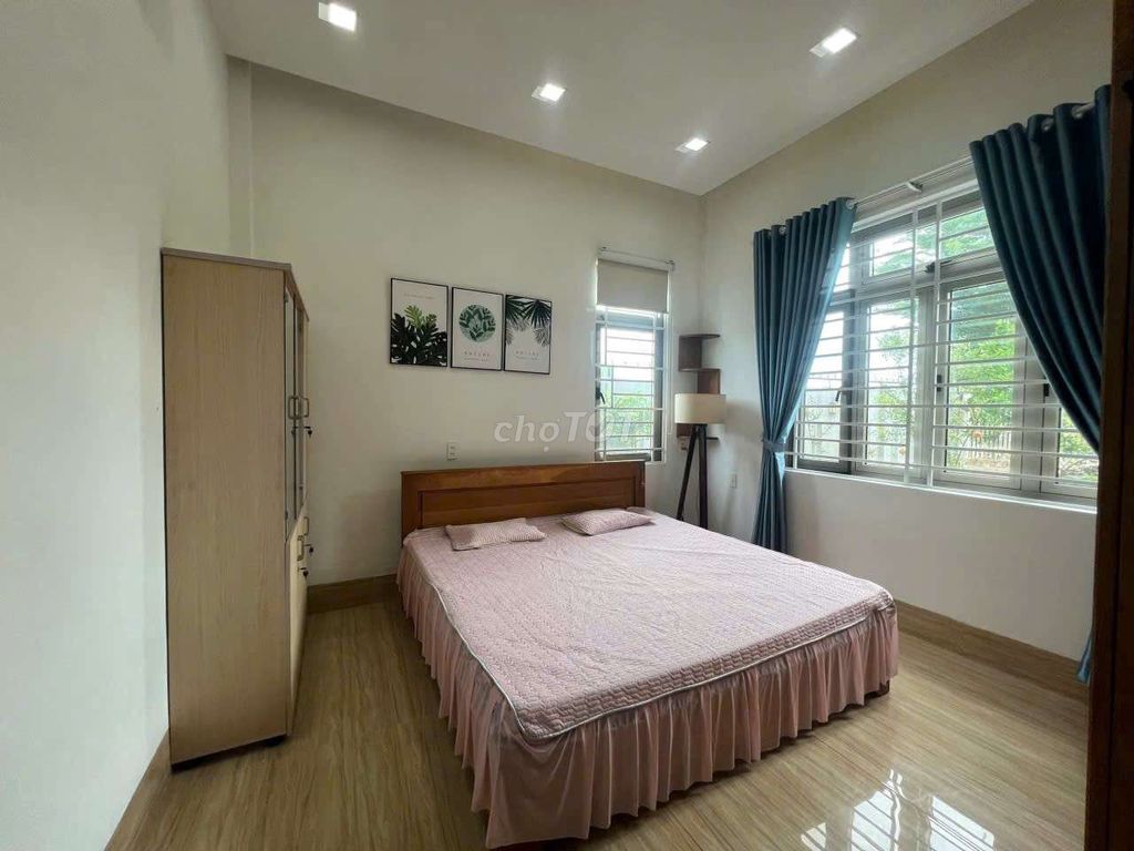 Дом, 2 спальни · 300 м² 10
