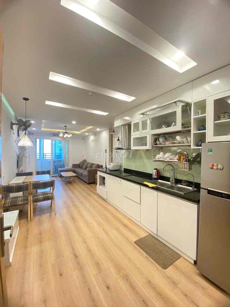 Квартира, 2 спальни · 65 м²