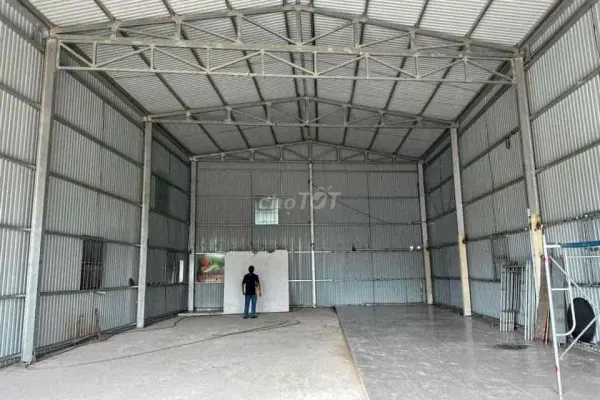 200 м²